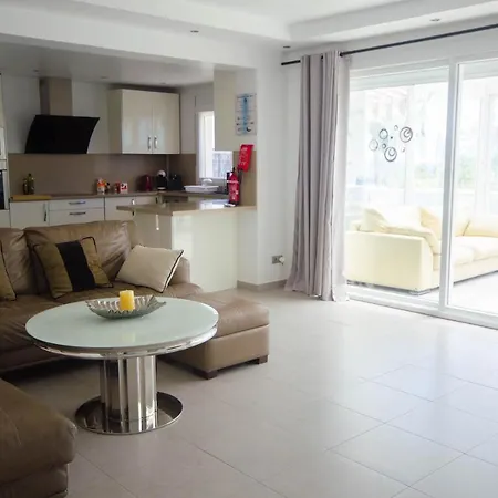 Villa De La Popa Estepona