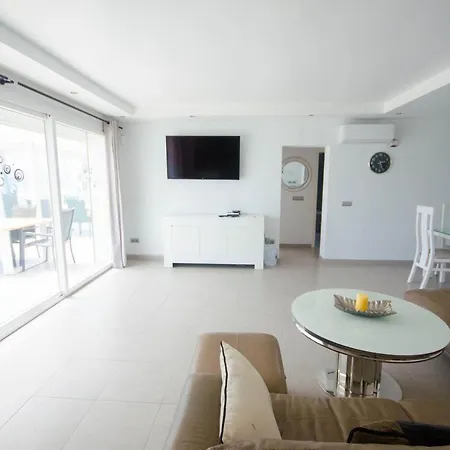 De La Popa Villa Estepona